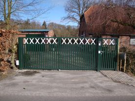 Ammerländer Zaunbau Gitterzäune Drehflügeltore