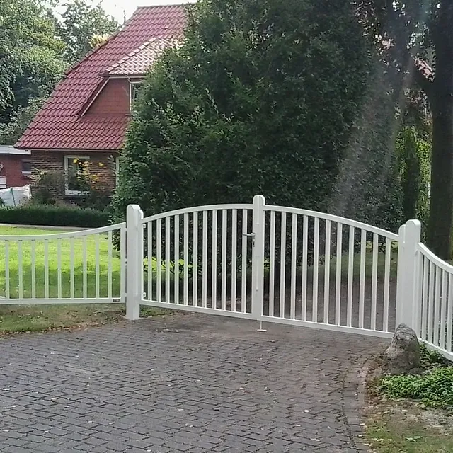 Ammerländer Zaunbau Gitterzäune Drehflügeltore