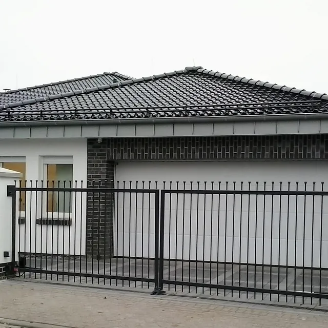 Ammerländer Zaunbau Gitterzäune Drehflügeltore