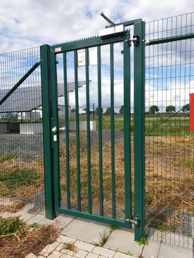 Ammerländer Zaunbau Gitterzäune Geschwungene Toranlage