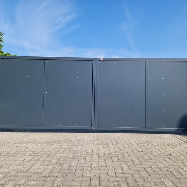 Ammerländer Zaunbau Gitterzäune Geschwungene Toranlage